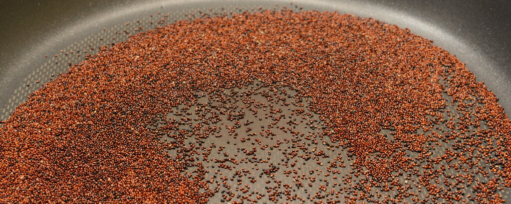 Ger&ouml;stet schmeckt Canihua auch sehr gut.