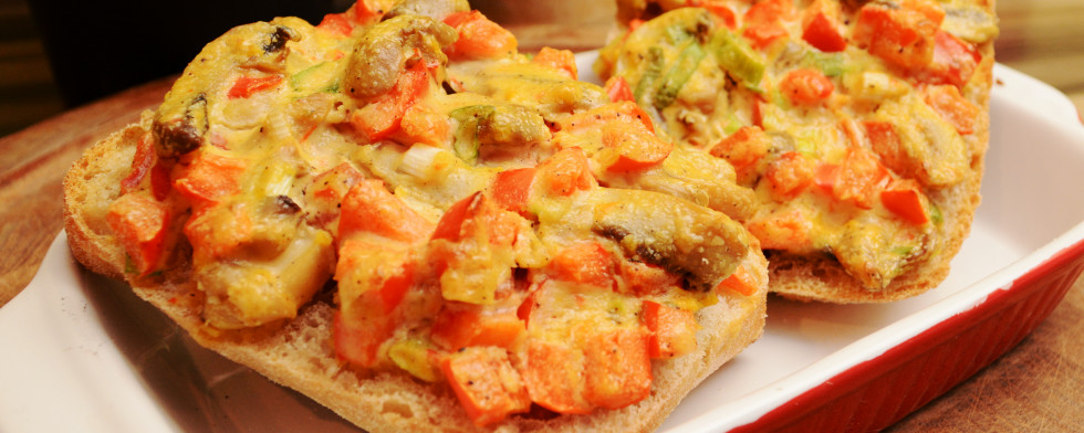 Vegane Pizzabrötchen ohne Käse