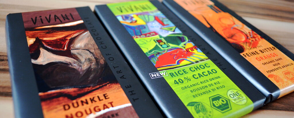 Vegane Schokolade von Vivani: von links nach rechts seht ihr die Sorten "Dunkle Nougat", "Rice-Choc" und "Feine Bitter Orange".