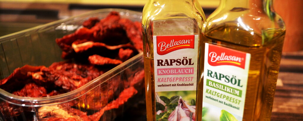 Bei der &Ouml;l-Mischung k&ouml;nnt ihr kreativ sind. Ob Knoblauch- oder Basilikum-&Ouml;l, ob Kr&auml;uter oder pur - probiert es aus.
