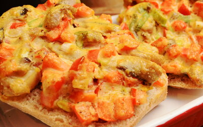 Vegane Pizzabr&ouml;tchen ohne K&auml;se