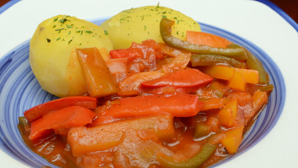 Vegane Paprika-Pfanne "Satarasch"