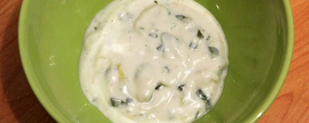 Der griechische Klassiker Zaziki als vegane Variante.